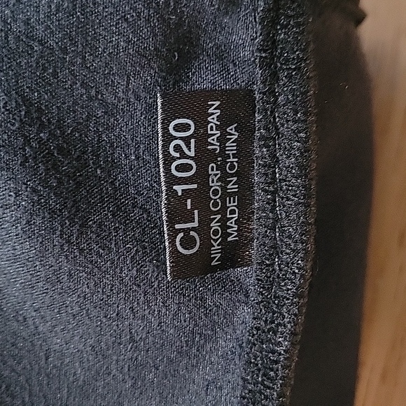 Nikon Soft Camera Lens Pouch CL-1020 - Picture 6 of 11